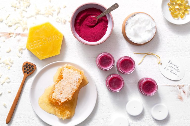 10 Rekomendasi Bahan Herbal untuk Bibir Sehat