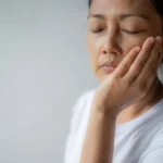 7 Kebiasaan Buruk yang Harus Dihindari demi Dagu Sehat