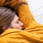 7 Cara Mengatasi Hidung Mampet Saat Tidur